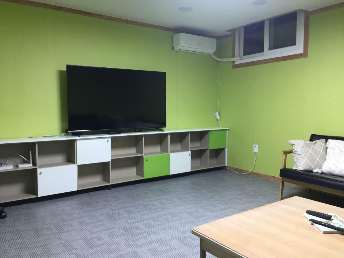 The Core Albergue Сеул Экстерьер фото